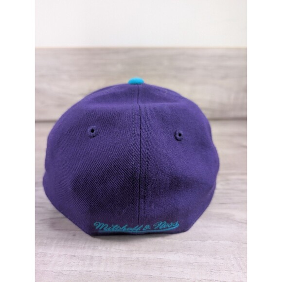 NBA Charlotte Hornets Hardwood classics | Mitchell & Ness Hat (Size 7 1/2) - Picture 3 of 11